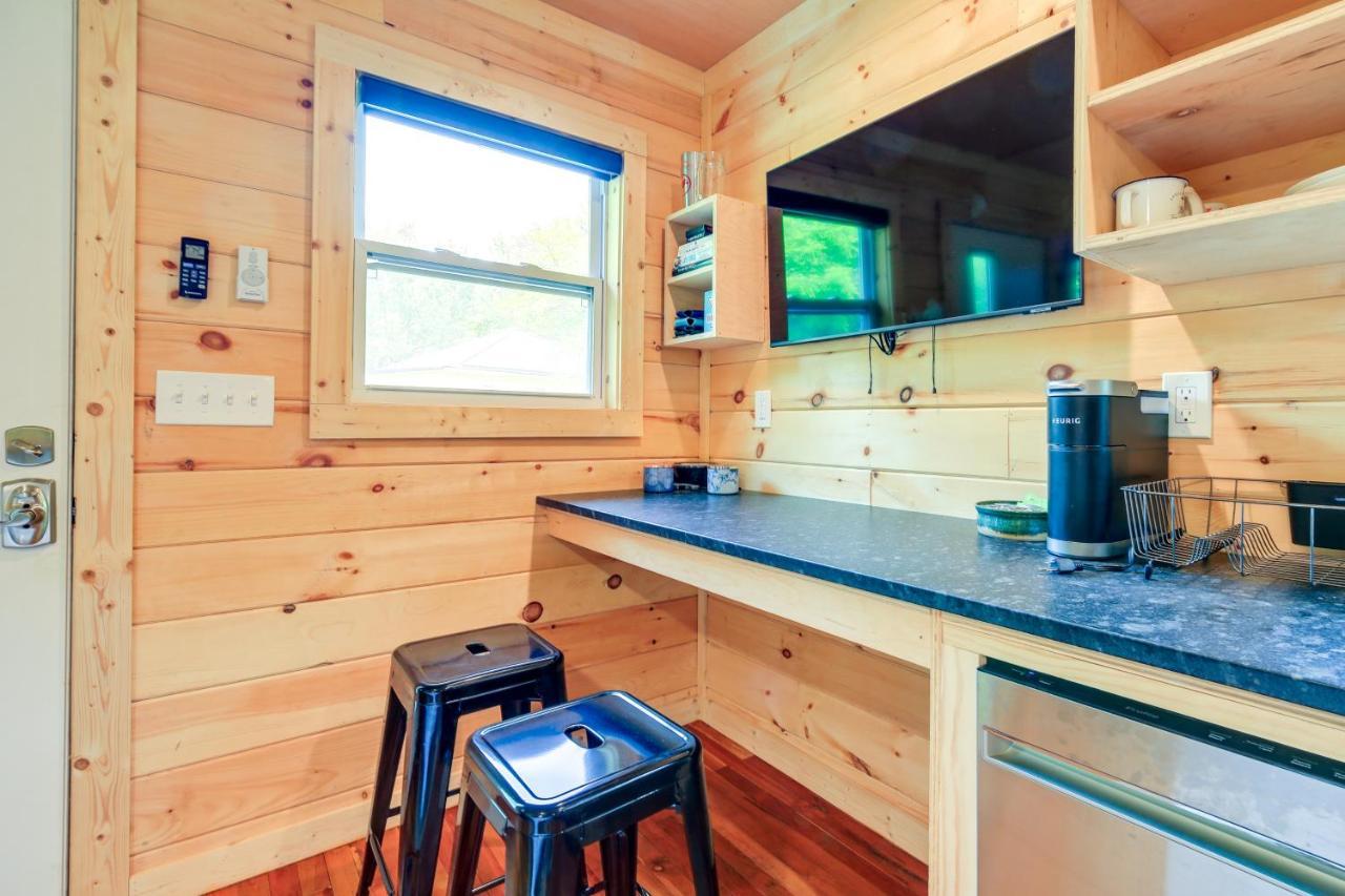 Damascus Cozy Hikers Hideaway Steps From Creeper Trail! 아파트 외부 사진