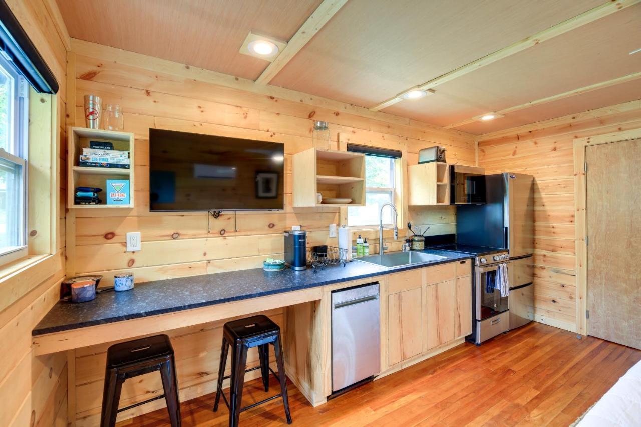 Damascus Cozy Hikers Hideaway Steps From Creeper Trail! 아파트 외부 사진